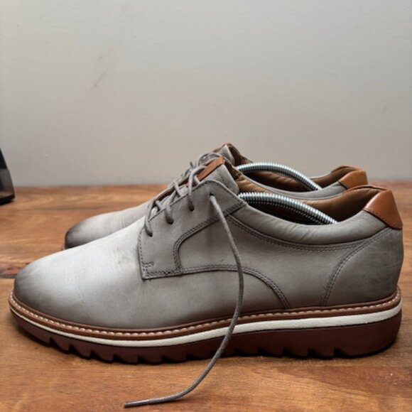 Johnston and Murphy (J&M) Braydon Plain Toe Shoes - Picture 7 of 11